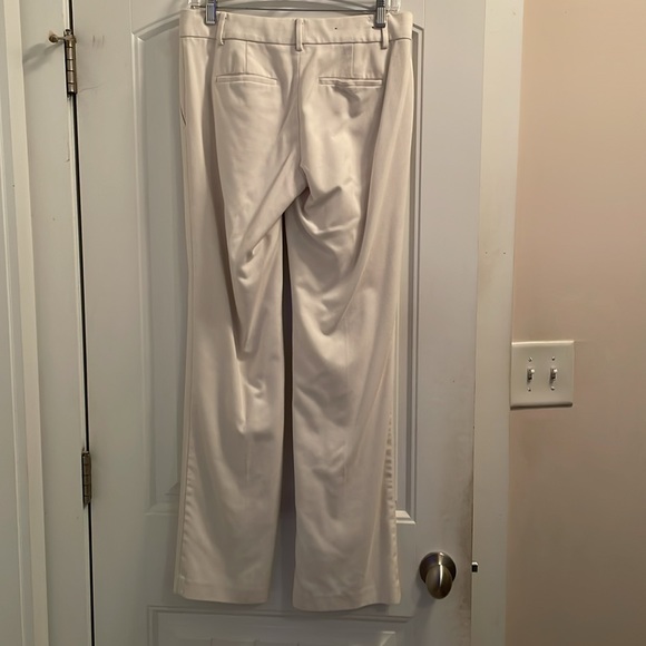 Ann Taylor Devin Fit Winter White Size 2 - Picture 3 of 5